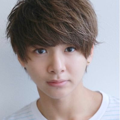 キラメイレッド小宮璃央の出身高校や中学はどこ？家族や彼女も紹介